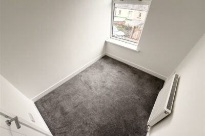 house - terraced for rent brown street