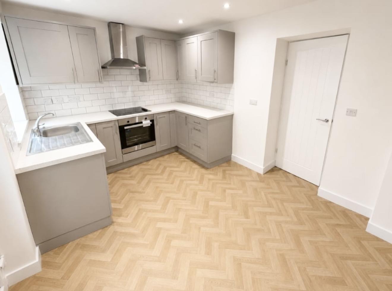house - terraced for rent brown street