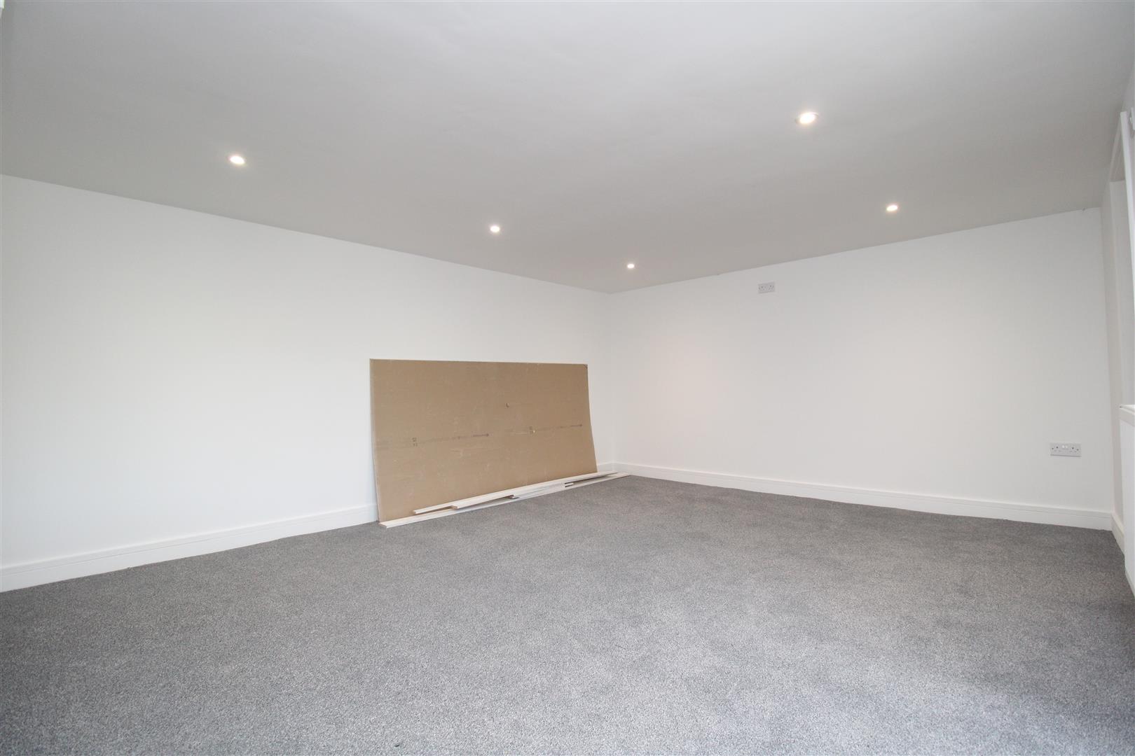 house - semi-detached for sale bethania street