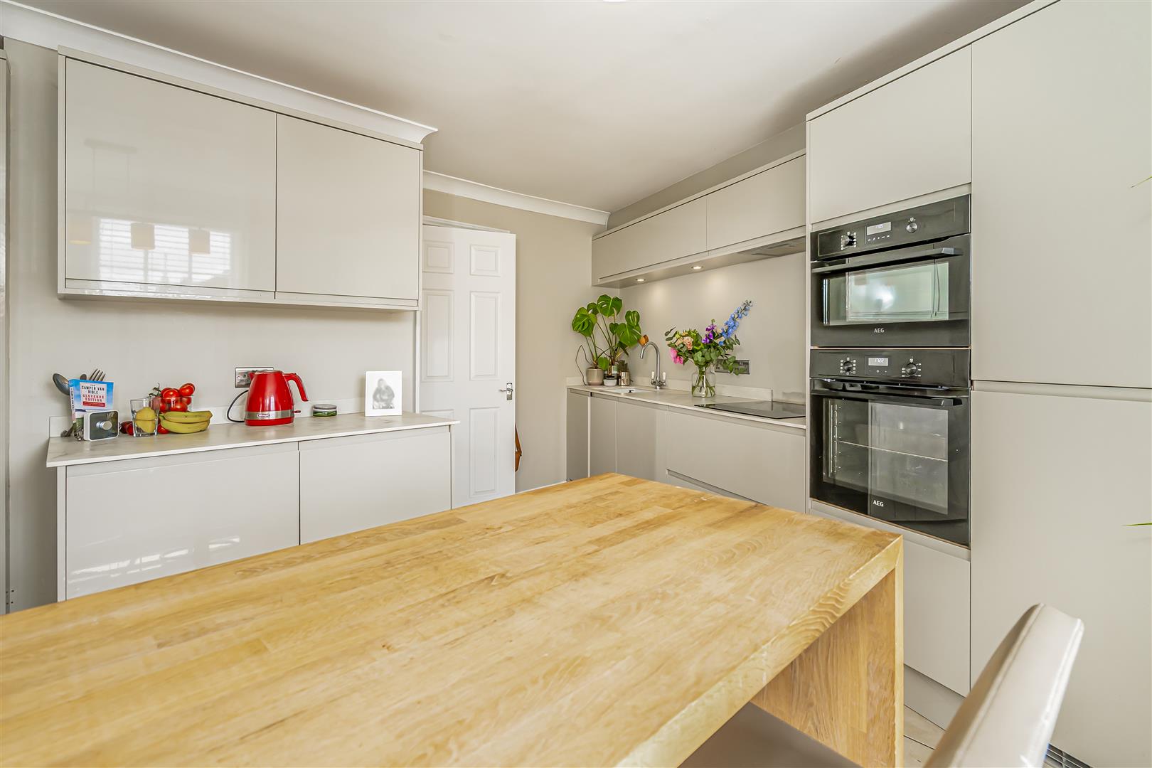 house - semi-detached for sale the square