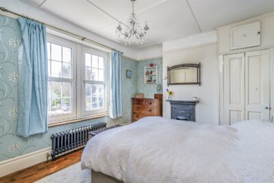 house - detached for sale main road