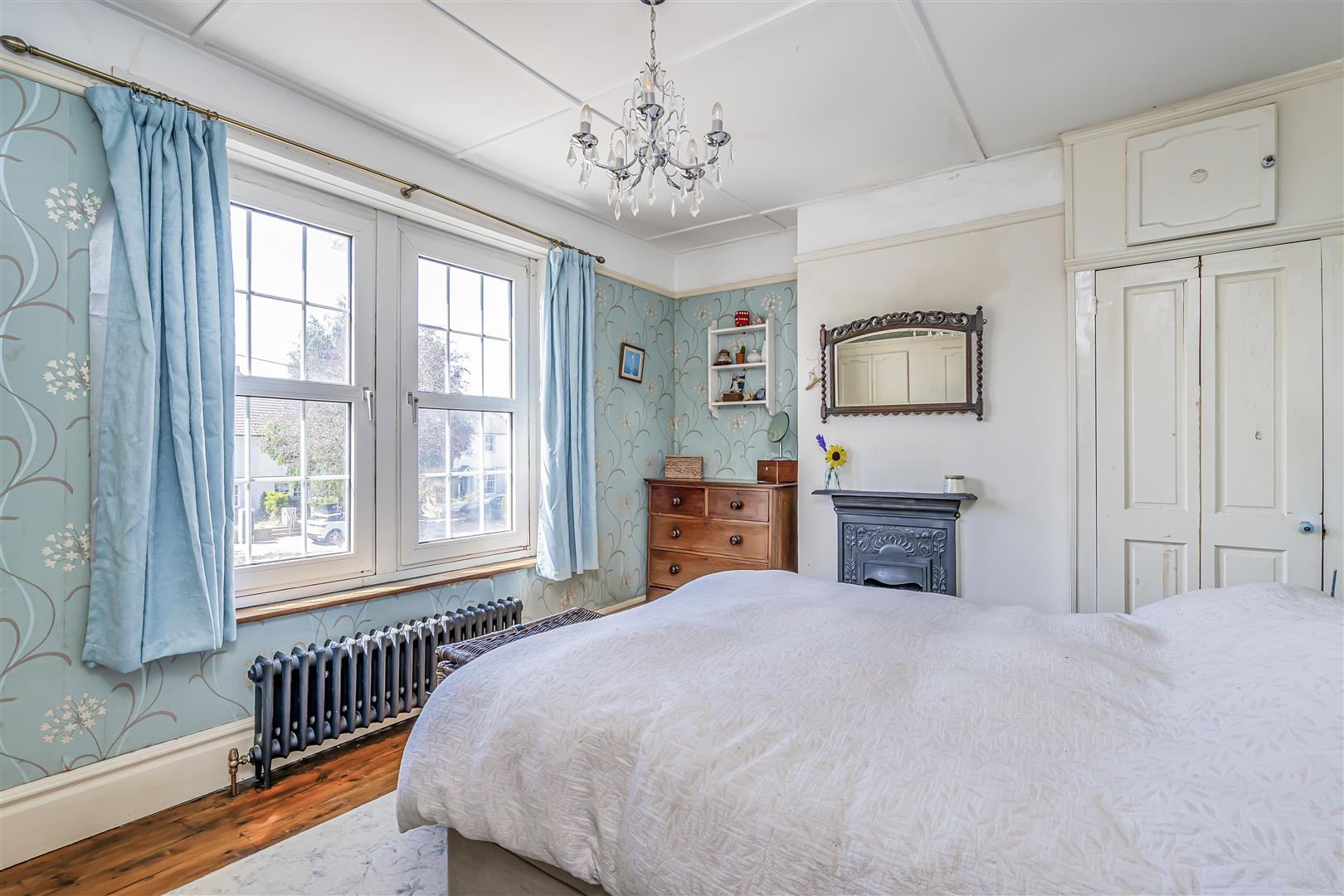 house - detached for sale main road