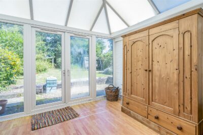 house - detached for sale main road