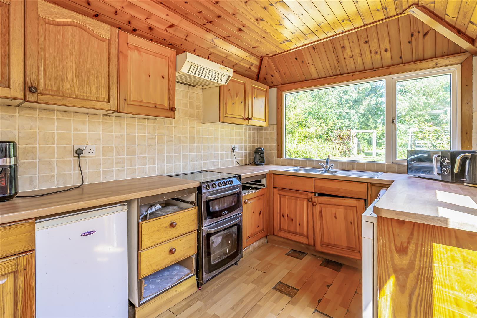 house - detached for sale main road