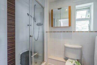 house - detached for sale robinson close