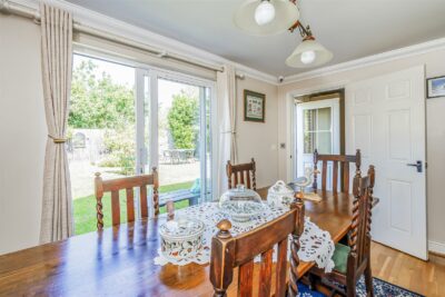 house - detached for sale robinson close