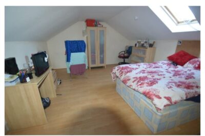 house - terraced for sale wood road