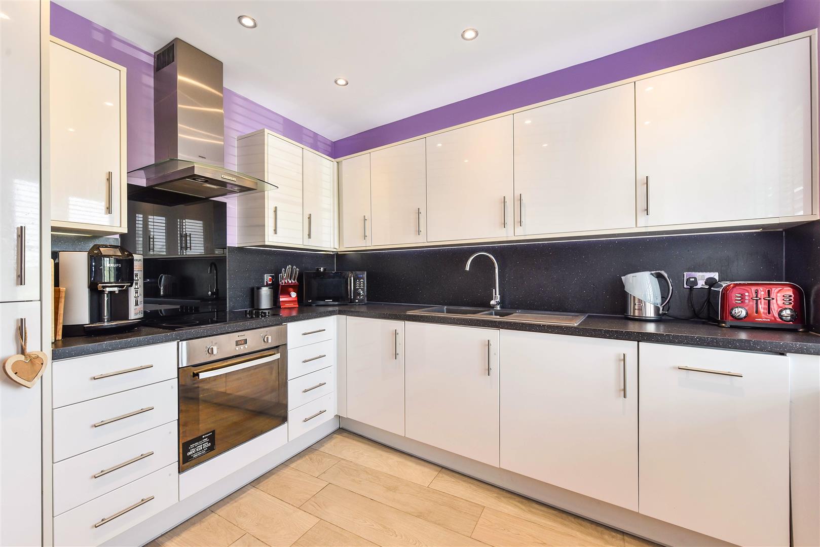 house - terraced for rent ellisons crescent