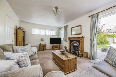house for sale blenheim gardens