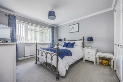 house for sale blenheim gardens