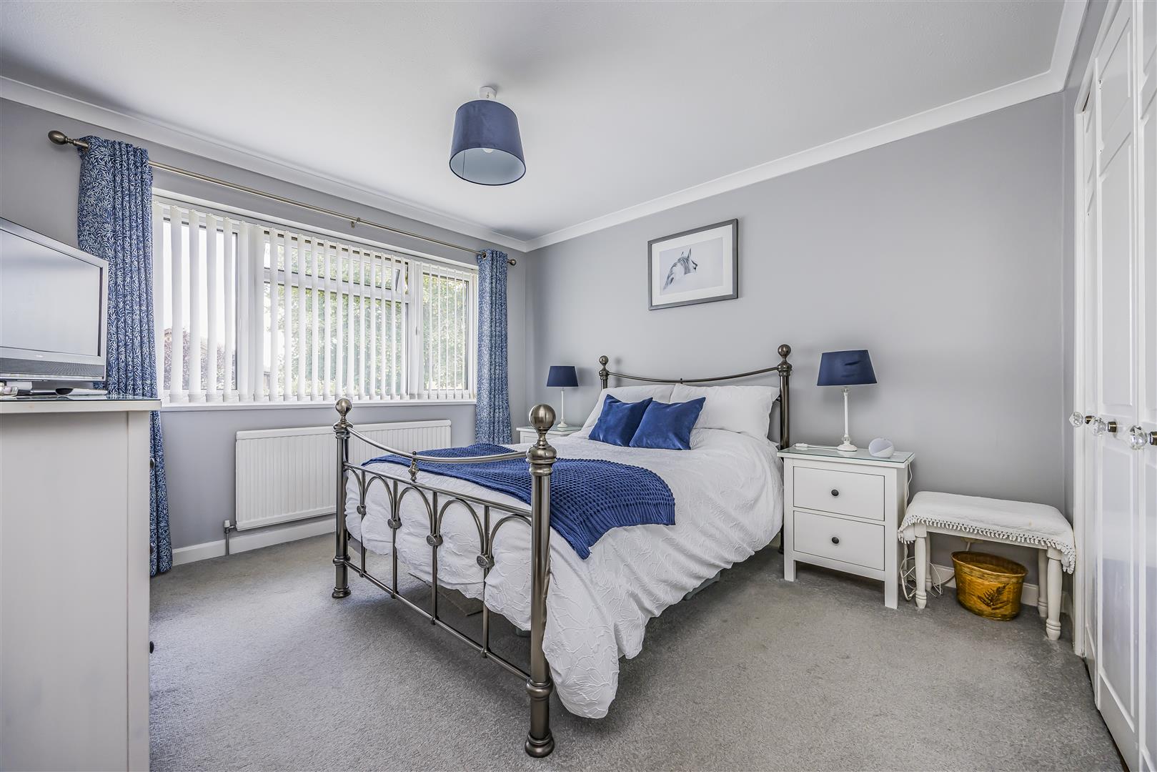 house for sale blenheim gardens