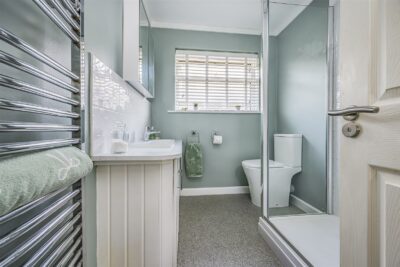 house for sale blenheim gardens