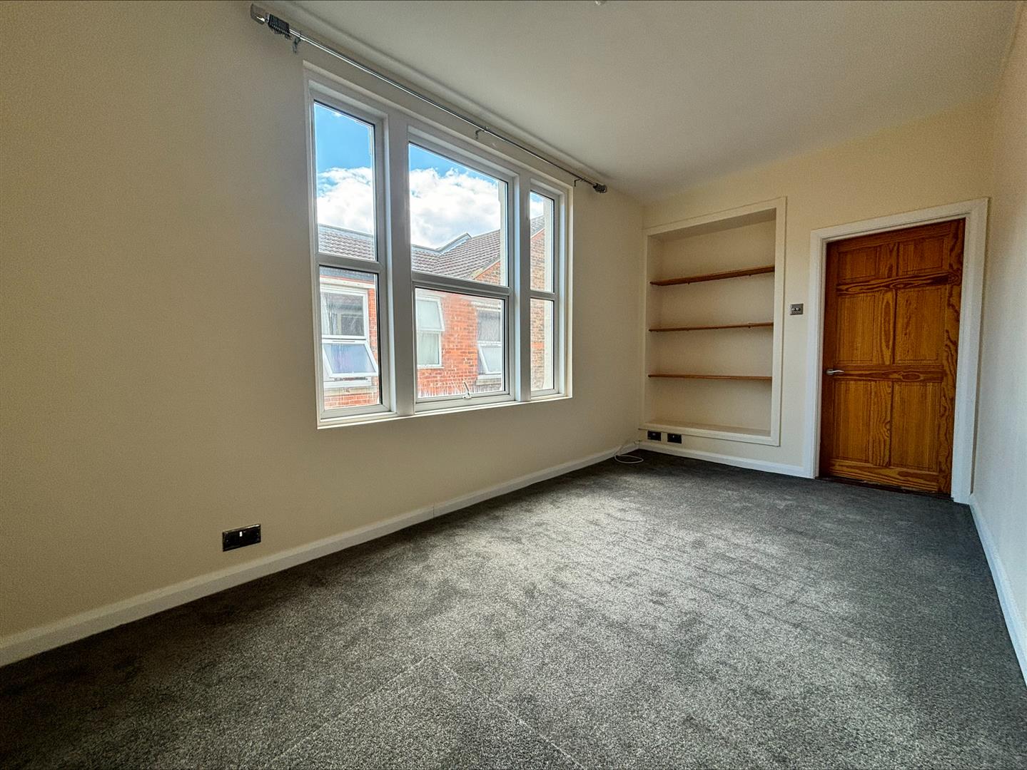 apartment for rent fawcett road