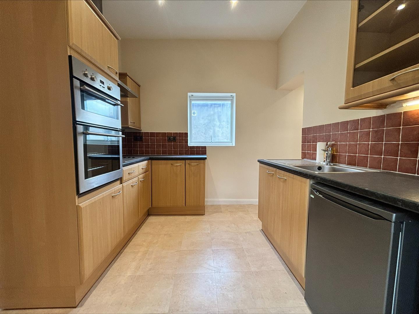 apartment for rent fawcett road