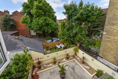 flat for sale kent road