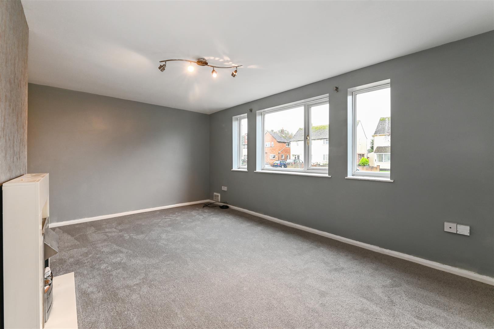 maisonette for sale orchard way