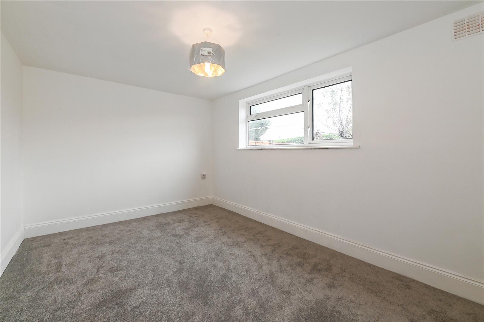 maisonette for sale orchard way