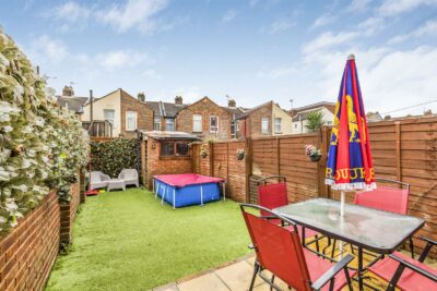 house - terraced for sale gruneisen road
