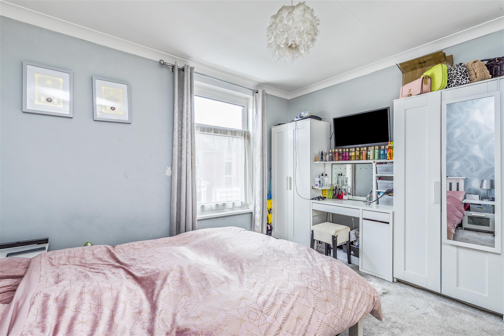 house - terraced for sale gruneisen road
