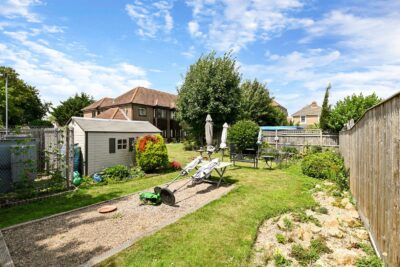 flat for sale staunton avenue