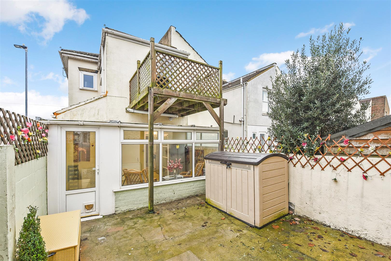 house - end terrace for sale prince albert road