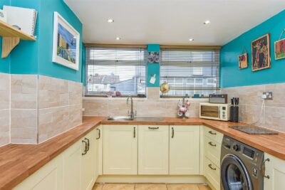 house - end terrace for sale prince albert road