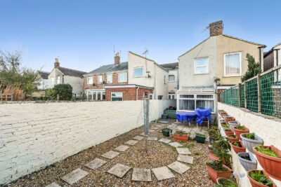house - terraced for sale balliol road