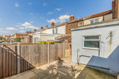 house - terraced for sale bertie road
