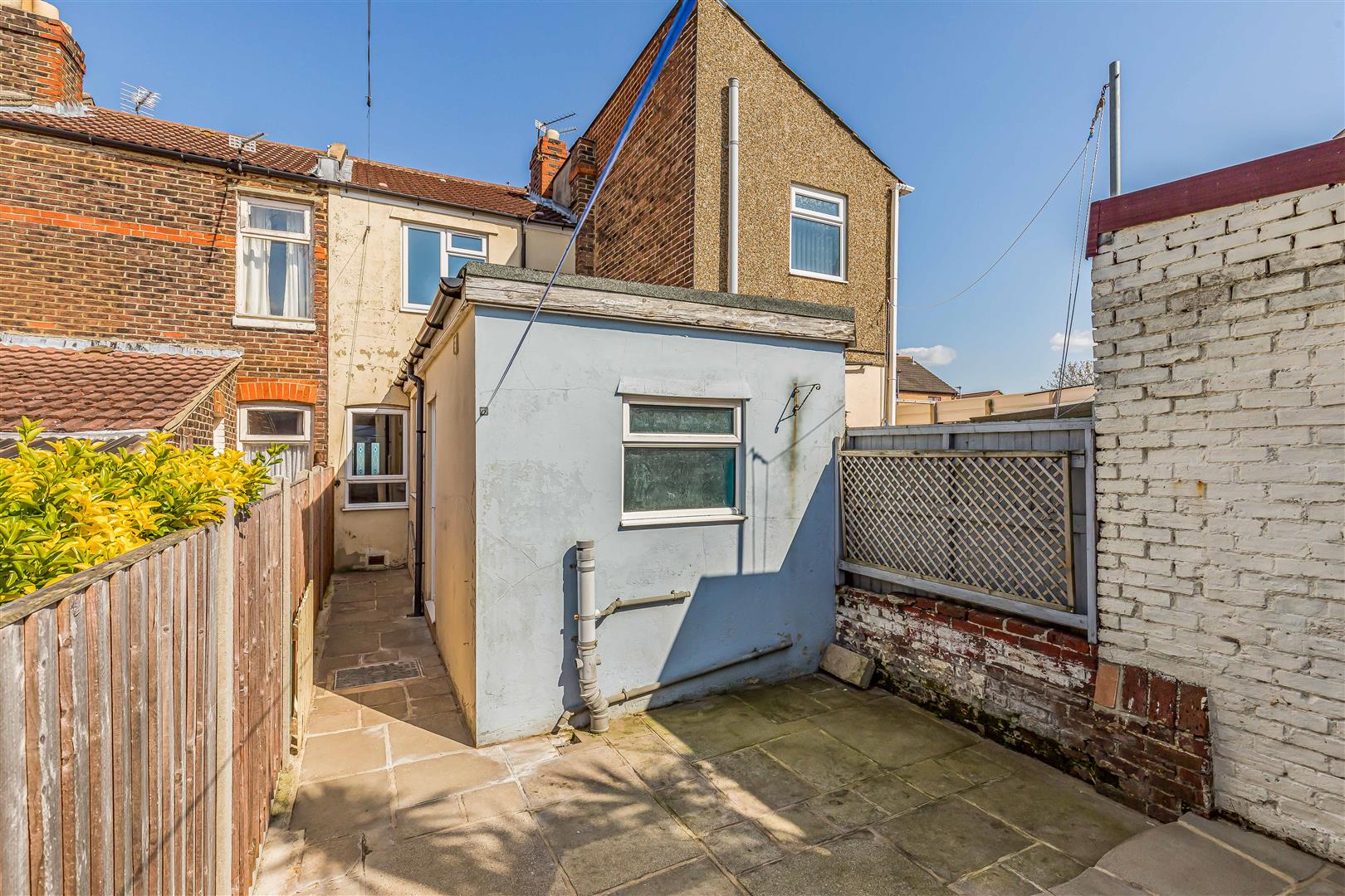 house - terraced for sale bertie road