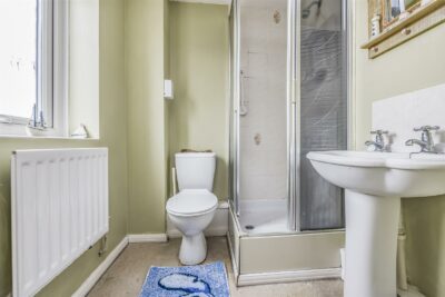 house for sale longfield close