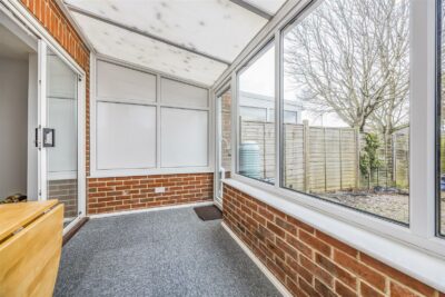 house for sale longfield close