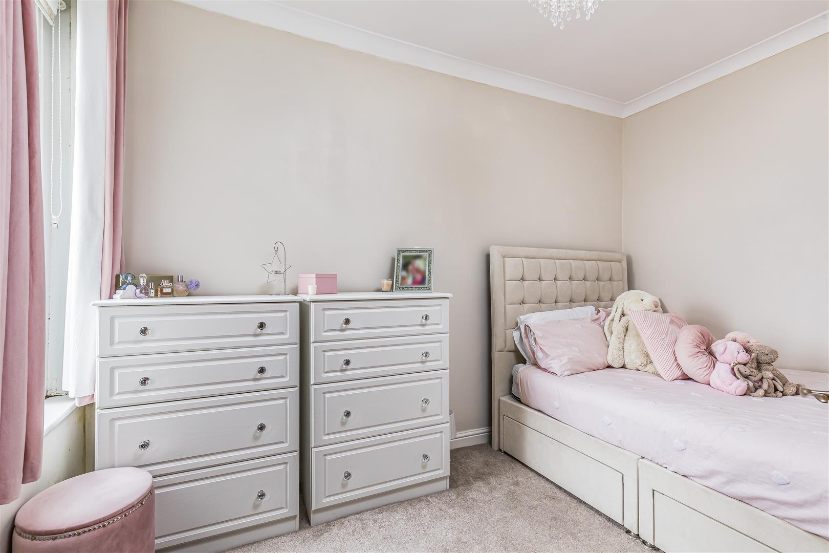 house - terraced for sale folkestone road