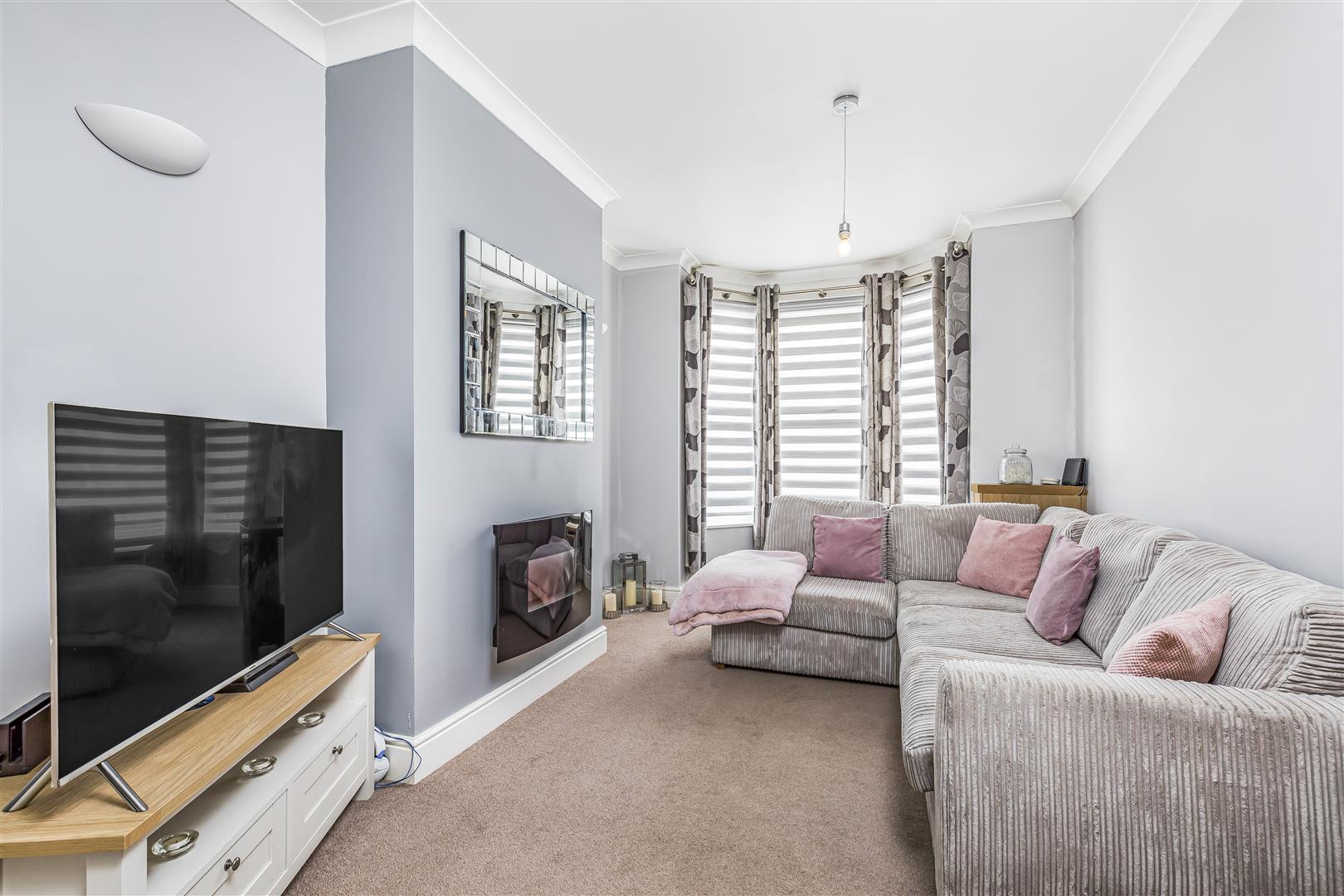 house - terraced for sale folkestone road