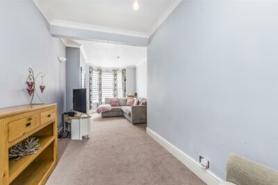 house - terraced for sale folkestone road