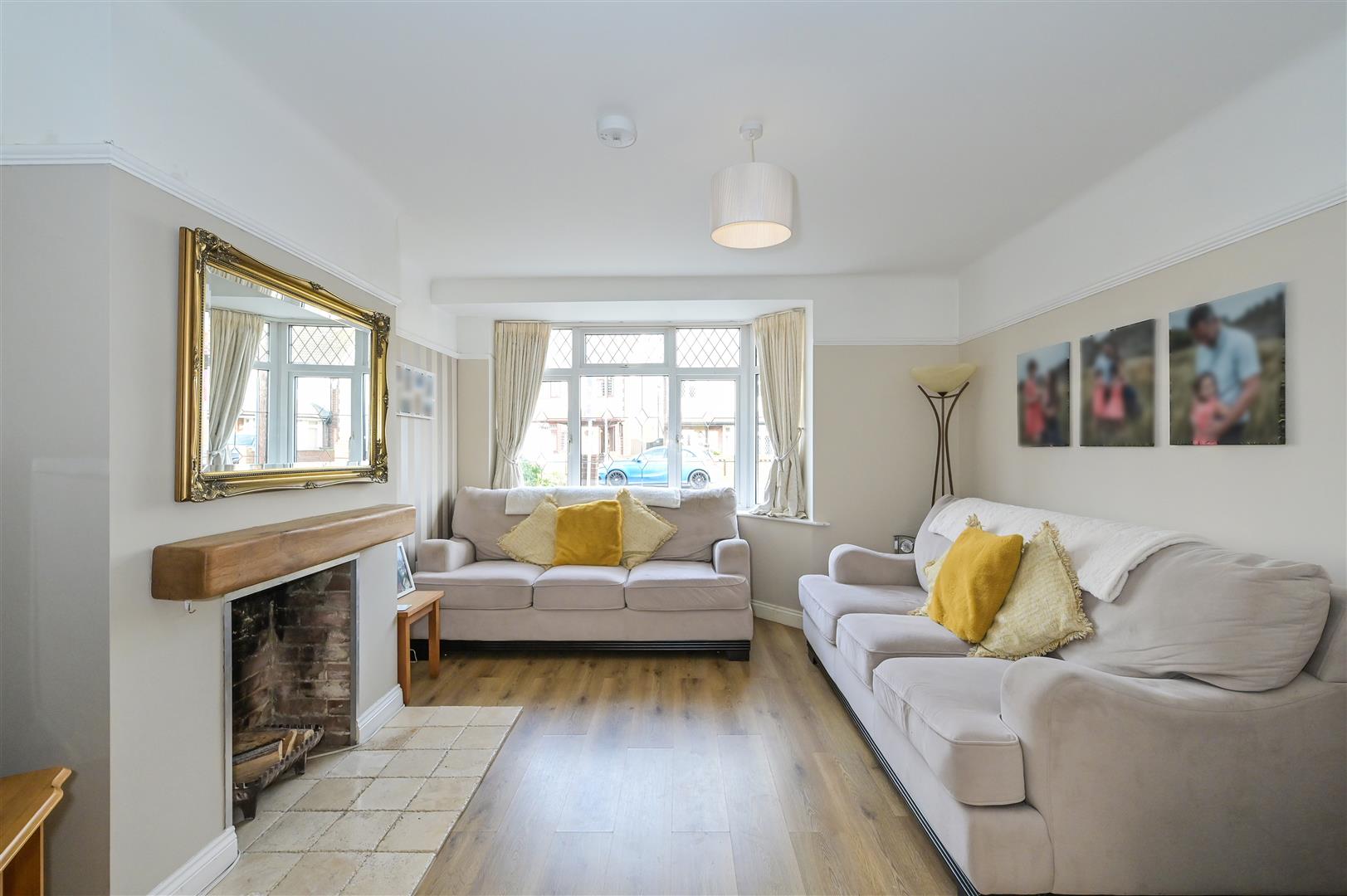 house - semi-detached for sale old manor way
