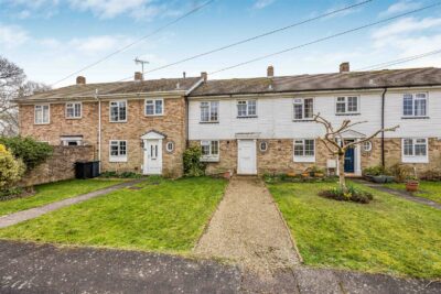 house for sale oaklands road