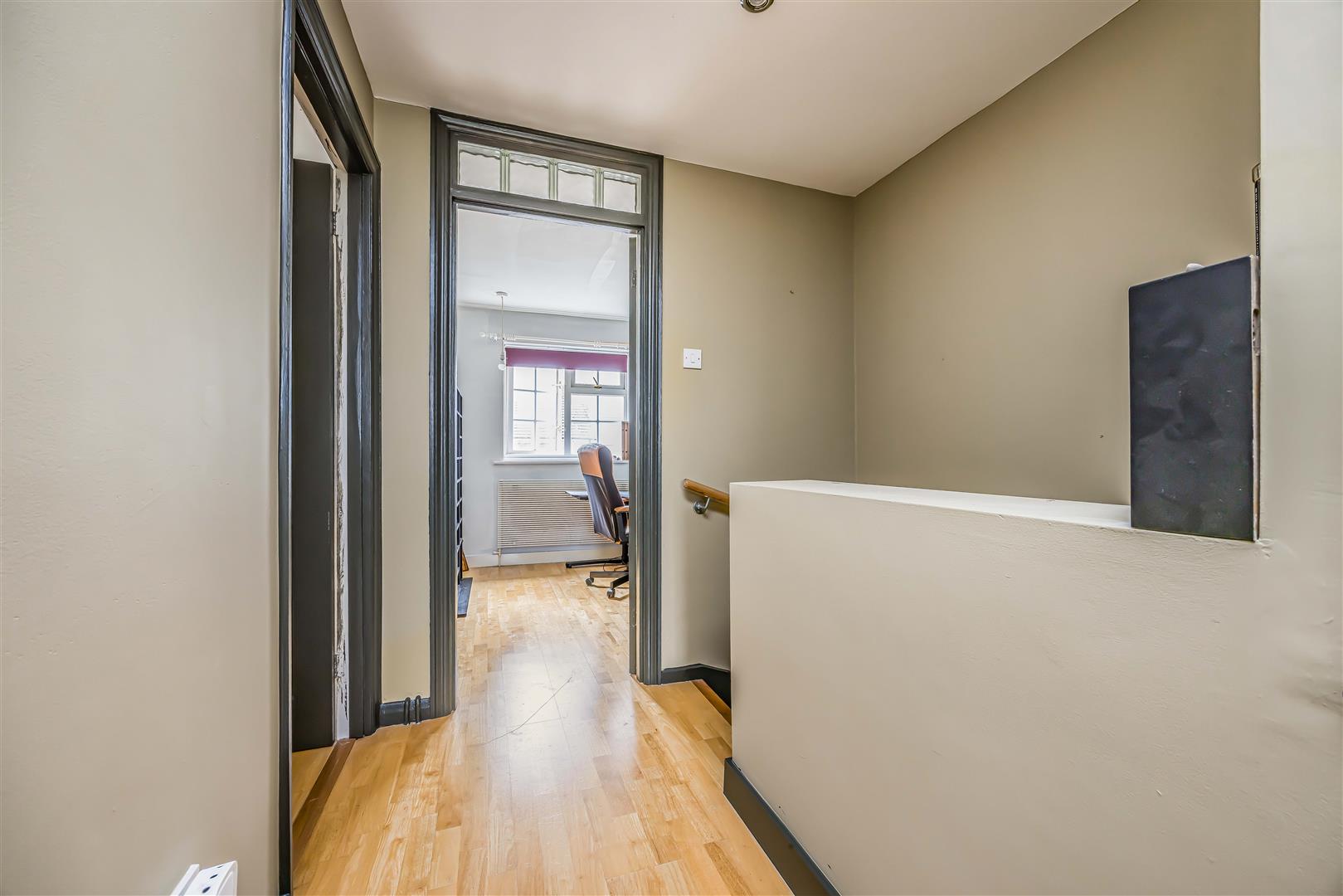 house for sale oaklands road