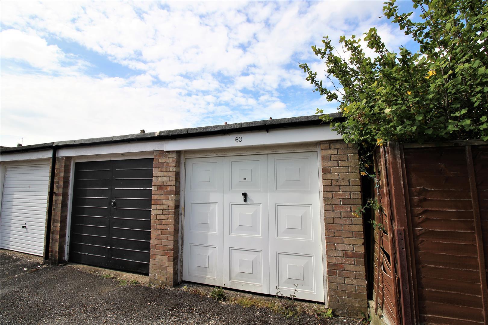house for sale oaklands road