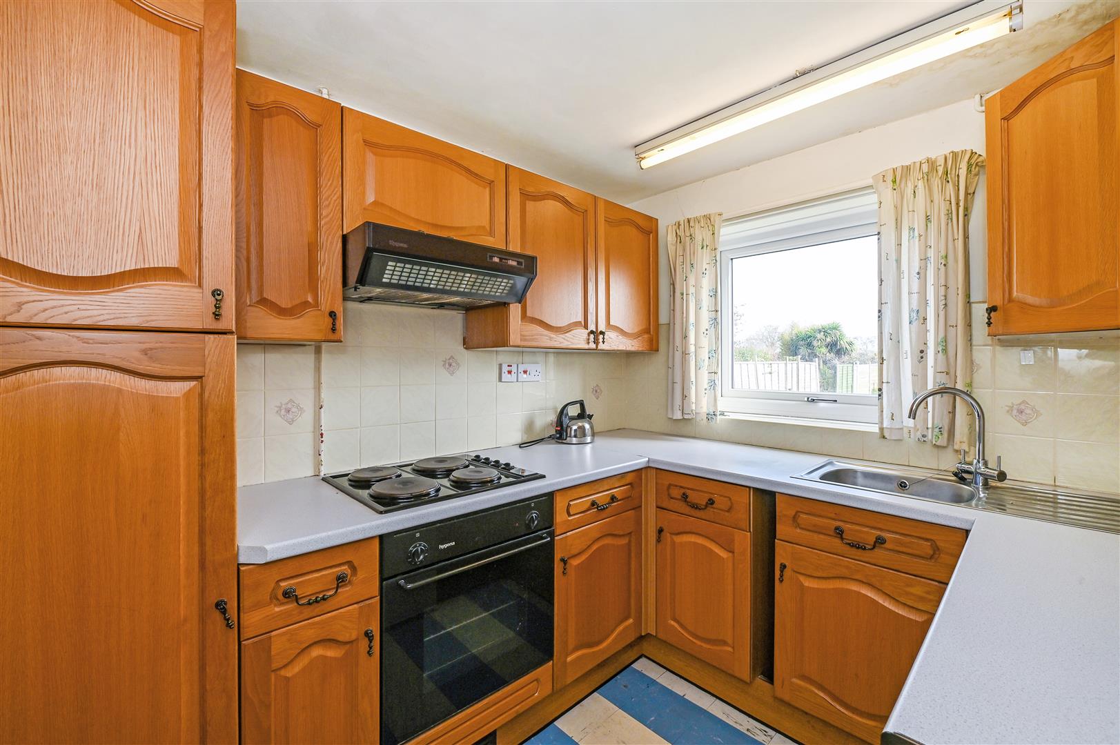 house - end terrace for sale manhood lane