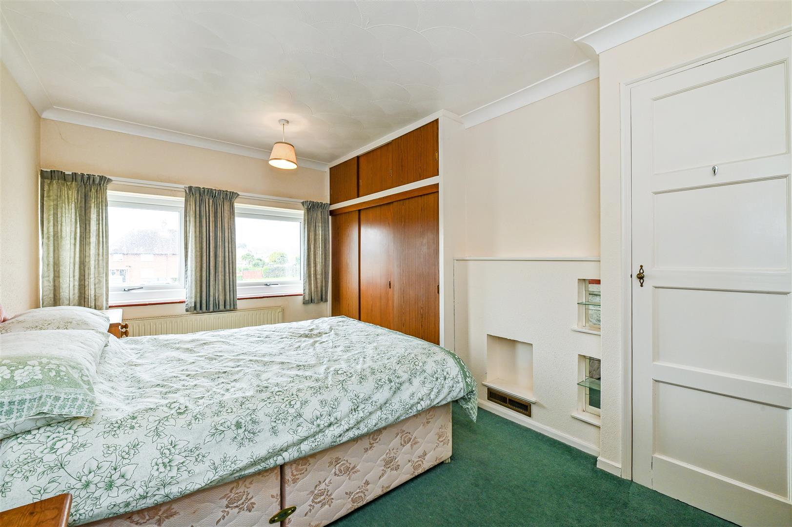 house - end terrace for sale manhood lane