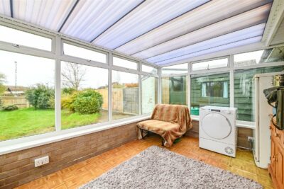 bungalow - detached for sale briars close