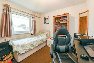bungalow - detached for sale briars close