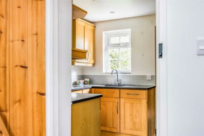 cottage for sale burntash cottages