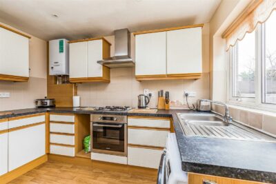 house - semi-detached for sale brook gardens
