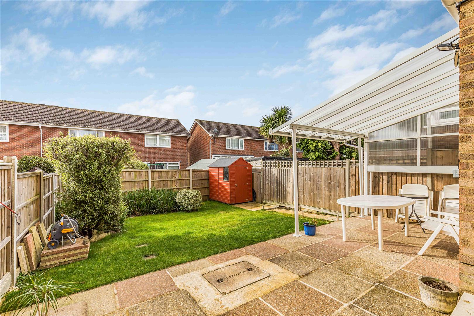 house - semi-detached for sale brook gardens