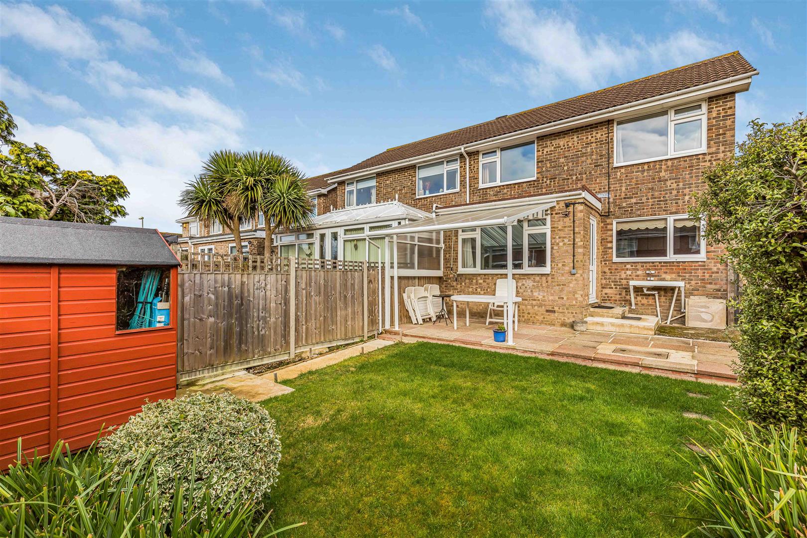 house - semi-detached for sale brook gardens