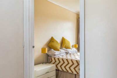house - semi-detached for sale brook gardens