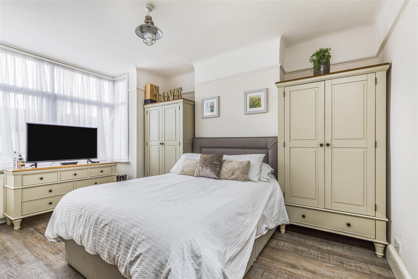 house - semi-detached for sale baffins road