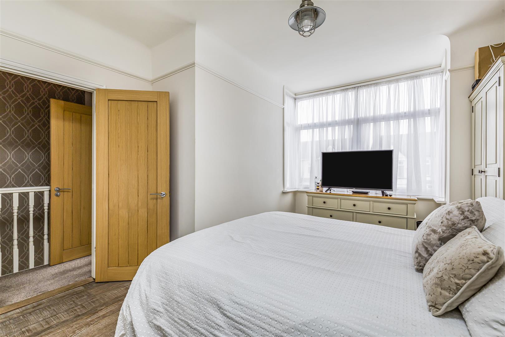 house - semi-detached for sale baffins road