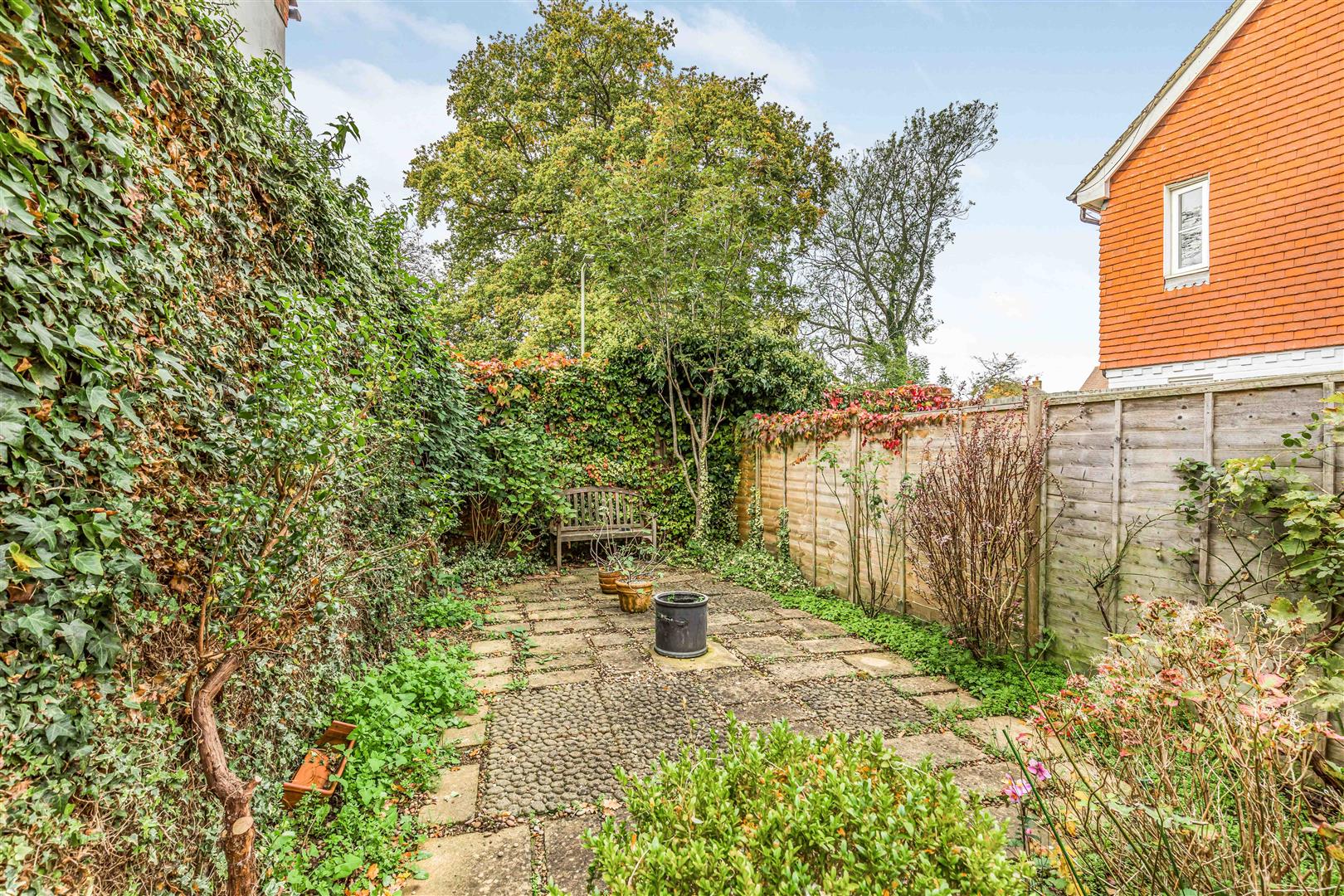 house - semi-detached for sale thomas road